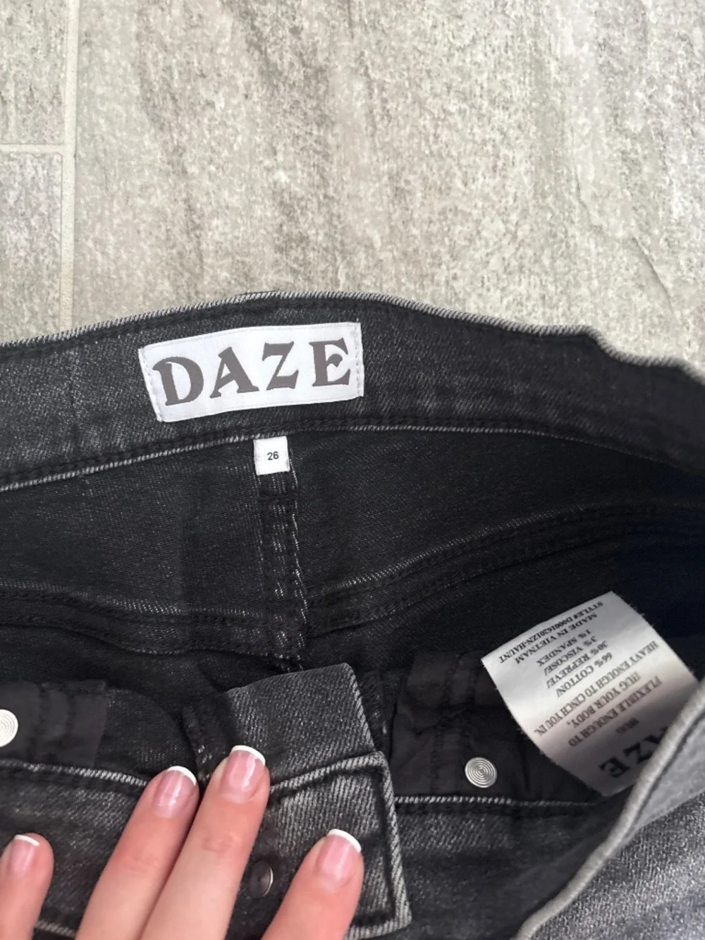 Daze cropped jeans - Picture 2 of 2